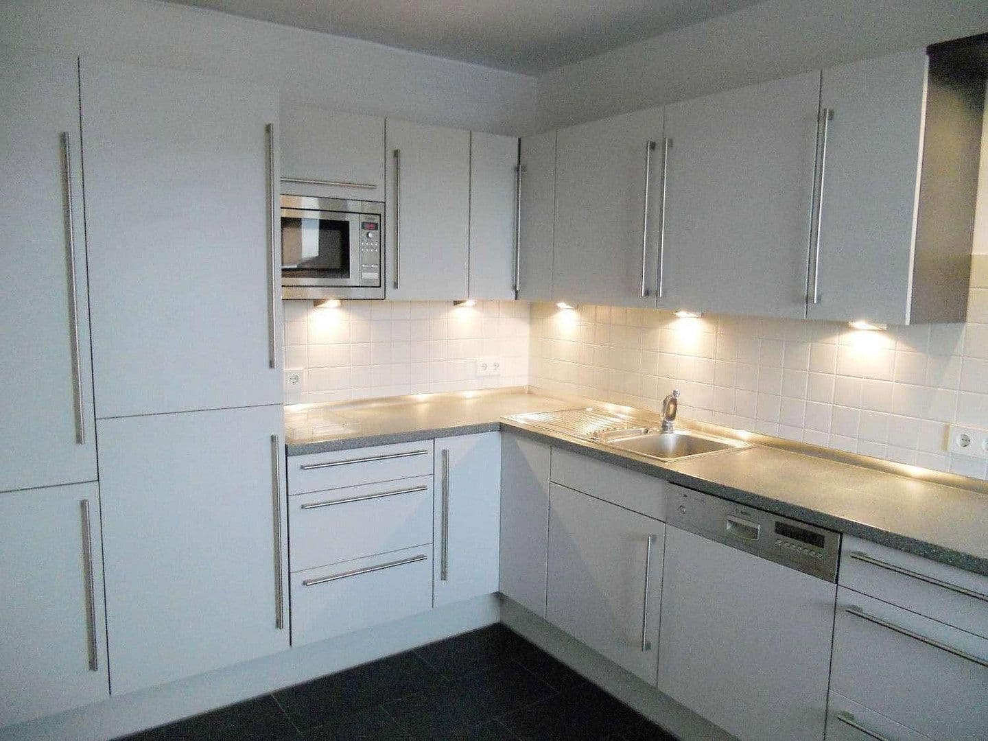 Prenájom bytu 2-izbový 81 m², Lindenallee 7, Bad Homburg vor der Höhe, Hesensko Prenájom bytu 2-izbový 81 m², Lindenallee 7, Bad Homburg vor der Höhe, Hesensko