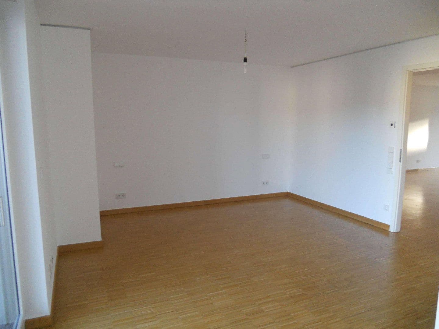 Prenájom bytu 2-izbový 81 m², Lindenallee 7, Bad Homburg vor der Höhe, Hesensko Prenájom bytu 2-izbový 81 m², Lindenallee 7, Bad Homburg vor der Höhe, Hesensko