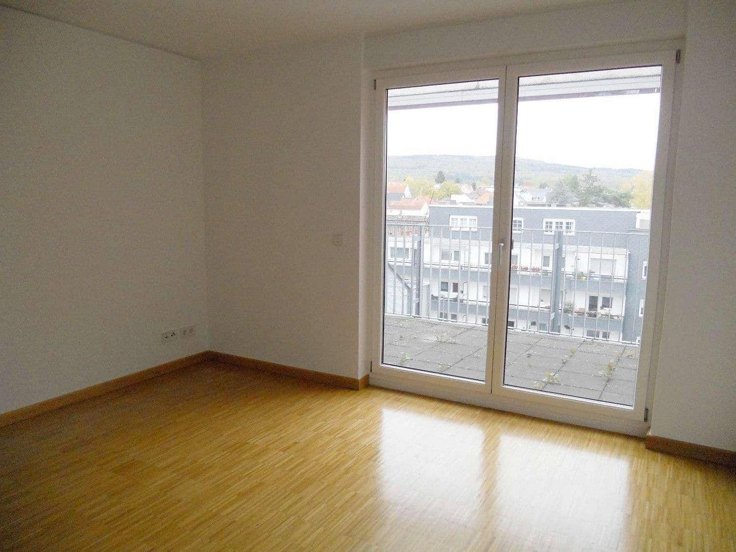 Prenájom bytu 2-izbový 81 m², Lindenallee 7, Bad Homburg vor der Höhe, Hesensko Prenájom bytu 2-izbový 81 m², Lindenallee 7, Bad Homburg vor der Höhe, Hesensko