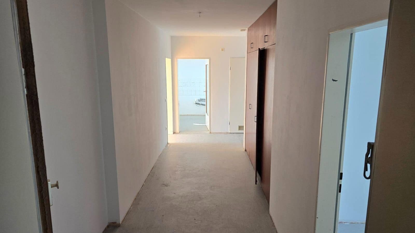 Predaj bytu 4-izbový 99 m², Germering, Bavorsko Predaj bytu 4-izbový 99 m², Germering, Bavorsko