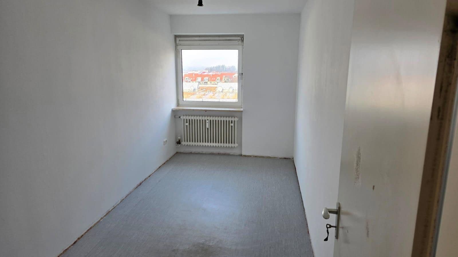 Predaj bytu 4-izbový 99 m², Germering, Bavorsko Predaj bytu 4-izbový 99 m², Germering, Bavorsko