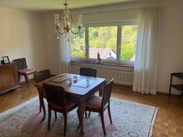 Predaj domu 177 m², pozemek 1.142 m², Rebetsmatt 30, Rheinfelden (Baden), Bádensko-Wurttembersko Predaj domu 177 m², pozemek 1.142 m², Rebetsmatt 30, Rheinfelden (Baden), Bádensko-Wurttembersko