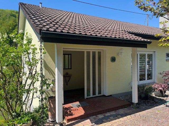 Predaj domu 177 m², pozemek 1.142 m², Rebetsmatt 30, Rheinfelden (Baden), Bádensko-Wurttembersko Predaj domu 177 m², pozemek 1.142 m², Rebetsmatt 30, Rheinfelden (Baden), Bádensko-Wurttembersko