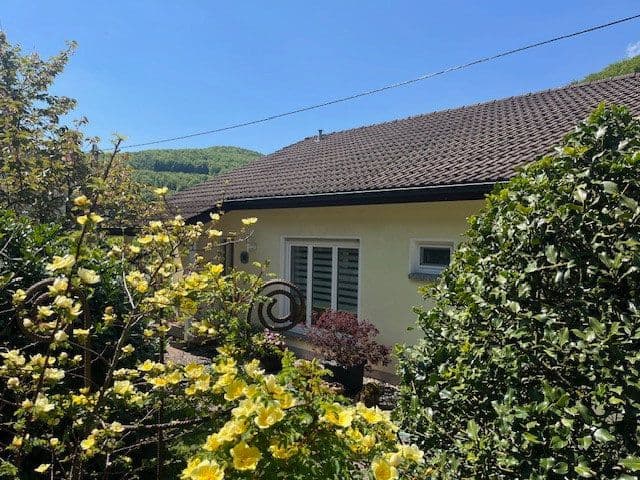 Predaj domu 177 m², pozemek 1.142 m², Rebetsmatt 30, Rheinfelden (Baden), Bádensko-Wurttembersko Predaj domu 177 m², pozemek 1.142 m², Rebetsmatt 30, Rheinfelden (Baden), Bádensko-Wurttembersko