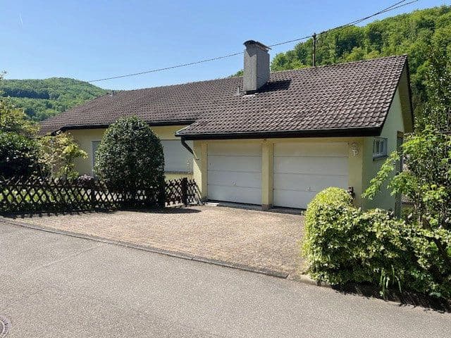 Predaj domu 177 m², pozemek 1.142 m², Rebetsmatt 30, Rheinfelden (Baden), Bádensko-Wurttembersko Predaj domu 177 m², pozemek 1.142 m², Rebetsmatt 30, Rheinfelden (Baden), Bádensko-Wurttembersko