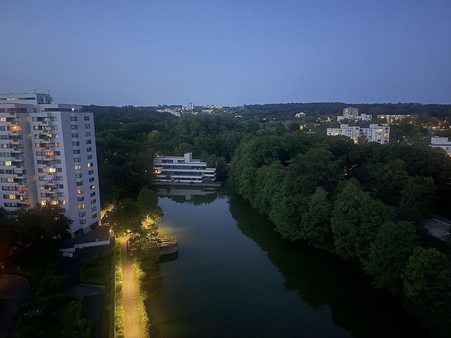 Predaj bytu 4-izbový 134 m², Erkrath, Severné Porýnie - Westfálsko Predaj bytu 4-izbový 134 m², Erkrath, Severné Porýnie - Westfálsko