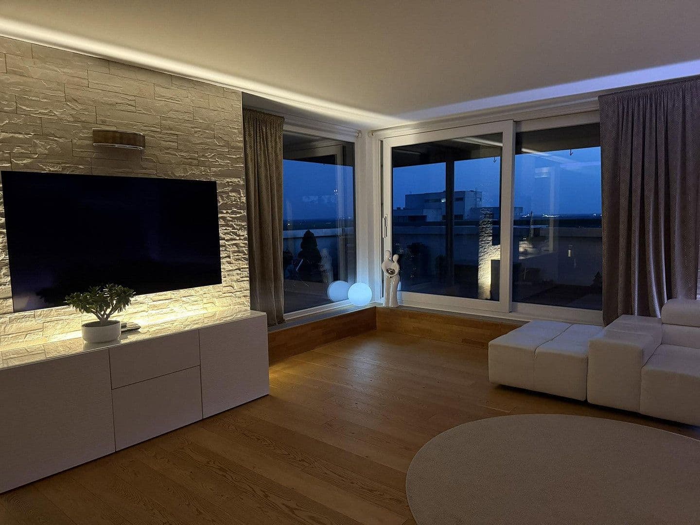 Predaj bytu 4-izbový 134 m², Erkrath, Severné Porýnie - Westfálsko Predaj bytu 4-izbový 134 m², Erkrath, Severné Porýnie - Westfálsko