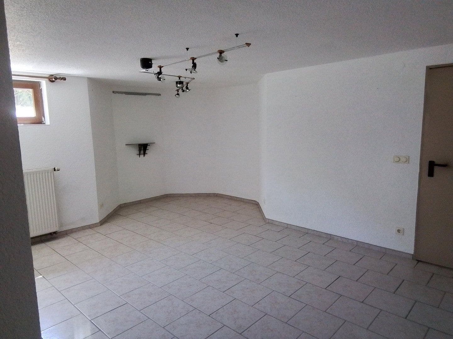 Predaj domu 313 m², pozemek 629 m², Naunhof, Sasko Predaj domu 313 m², pozemek 629 m², Naunhof, Sasko