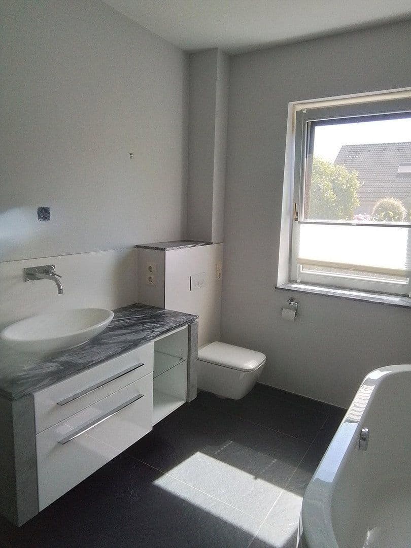 Predaj domu 313 m², pozemek 629 m², Naunhof, Sasko Predaj domu 313 m², pozemek 629 m², Naunhof, Sasko