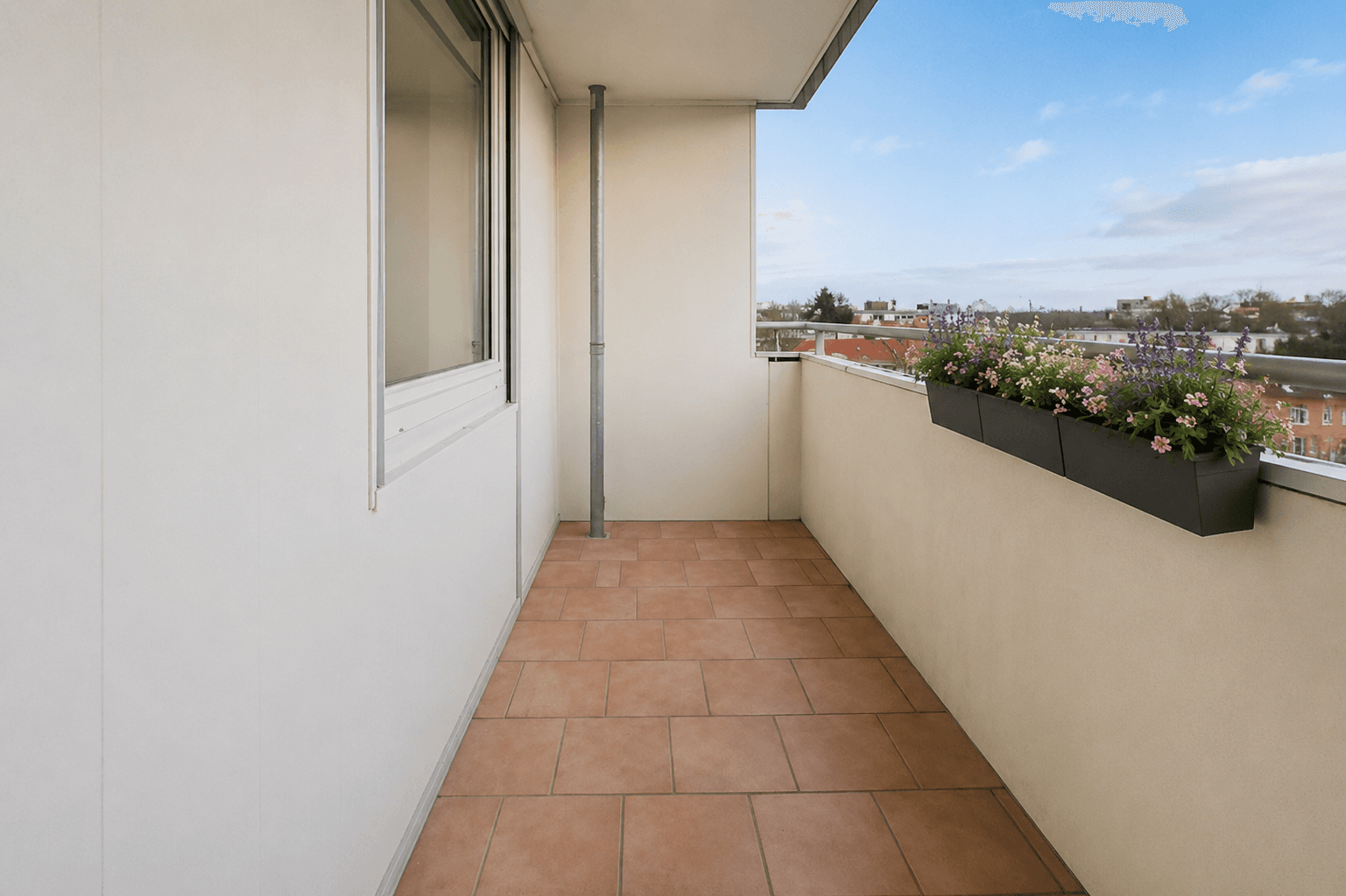 Prenájom bytu 2-izbový 73 m², Euskirchenerstraße 84, Neuss, Severné Porýnie - Westfálsko Prenájom bytu 2-izbový 73 m², Euskirchenerstraße 84, Neuss, Severné Porýnie - Westfálsko