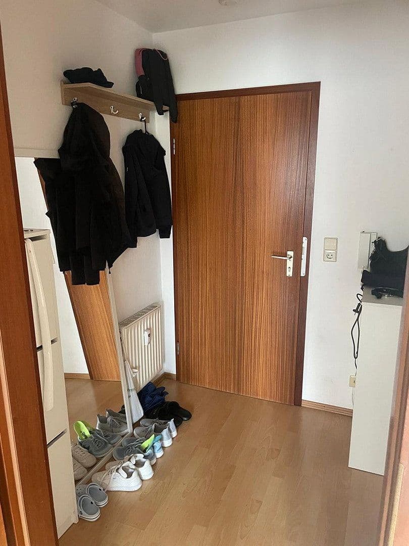Prenájom bytu 2-izbový 62 m², Ulrichstraße 34, Reutlingen, Bádensko-Wurttembersko Prenájom bytu 2-izbový 62 m², Ulrichstraße 34, Reutlingen, Bádensko-Wurttembersko