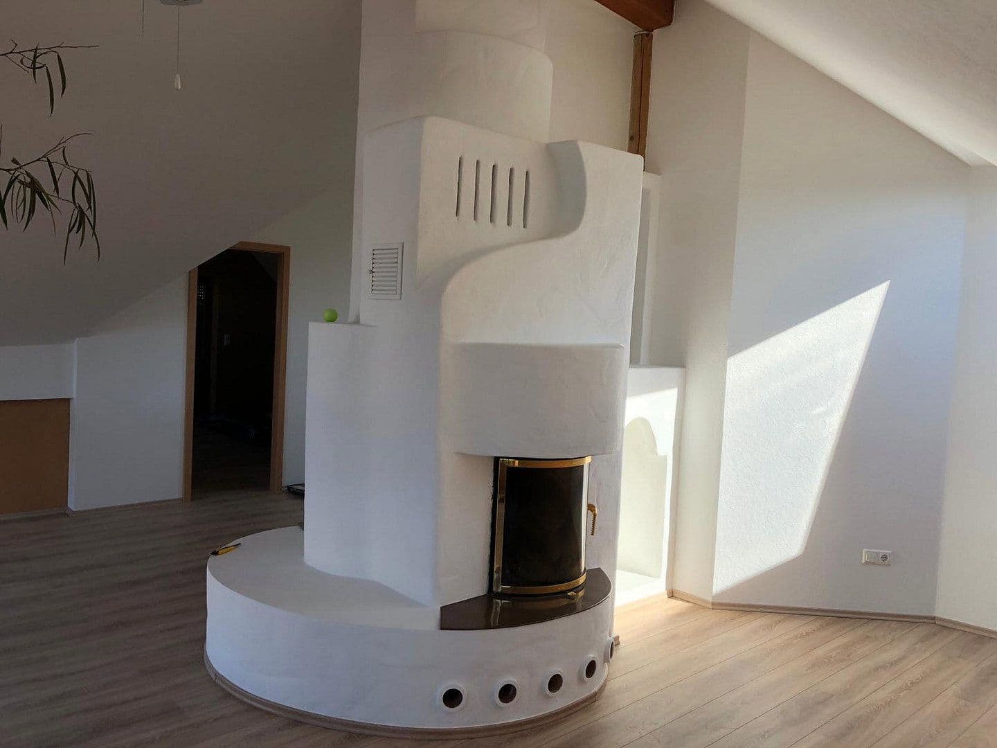 Prenájom bytu 2-izbový 65 m², Fernwald, Hesensko Prenájom bytu 2-izbový 65 m², Fernwald, Hesensko