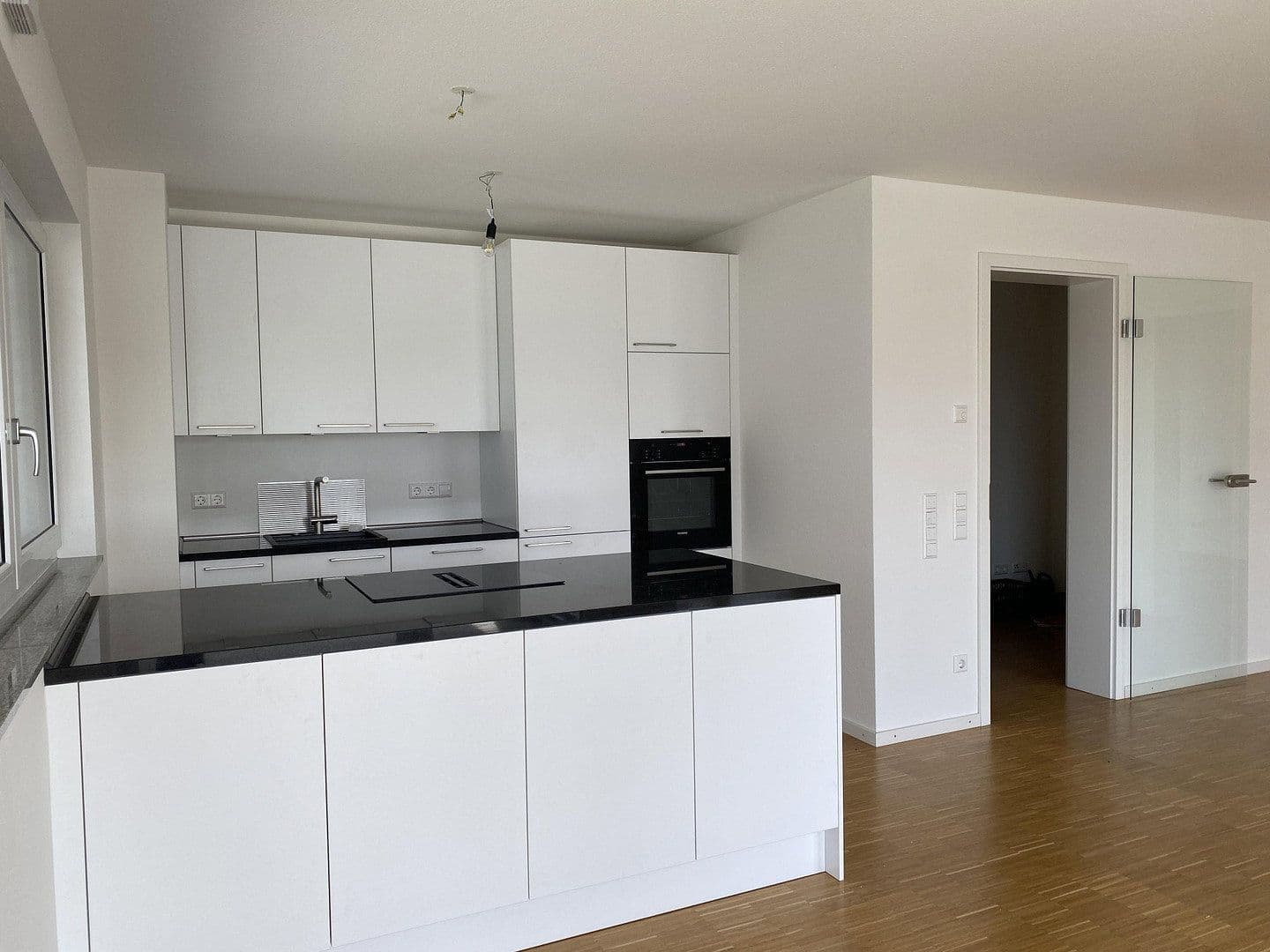 Prenájom bytu 3-izbový 100 m², Oberhochstegstr. 43, Lindau (Bodensee), Bavorsko Prenájom bytu 3-izbový 100 m², Oberhochstegstr. 43, Lindau (Bodensee), Bavorsko