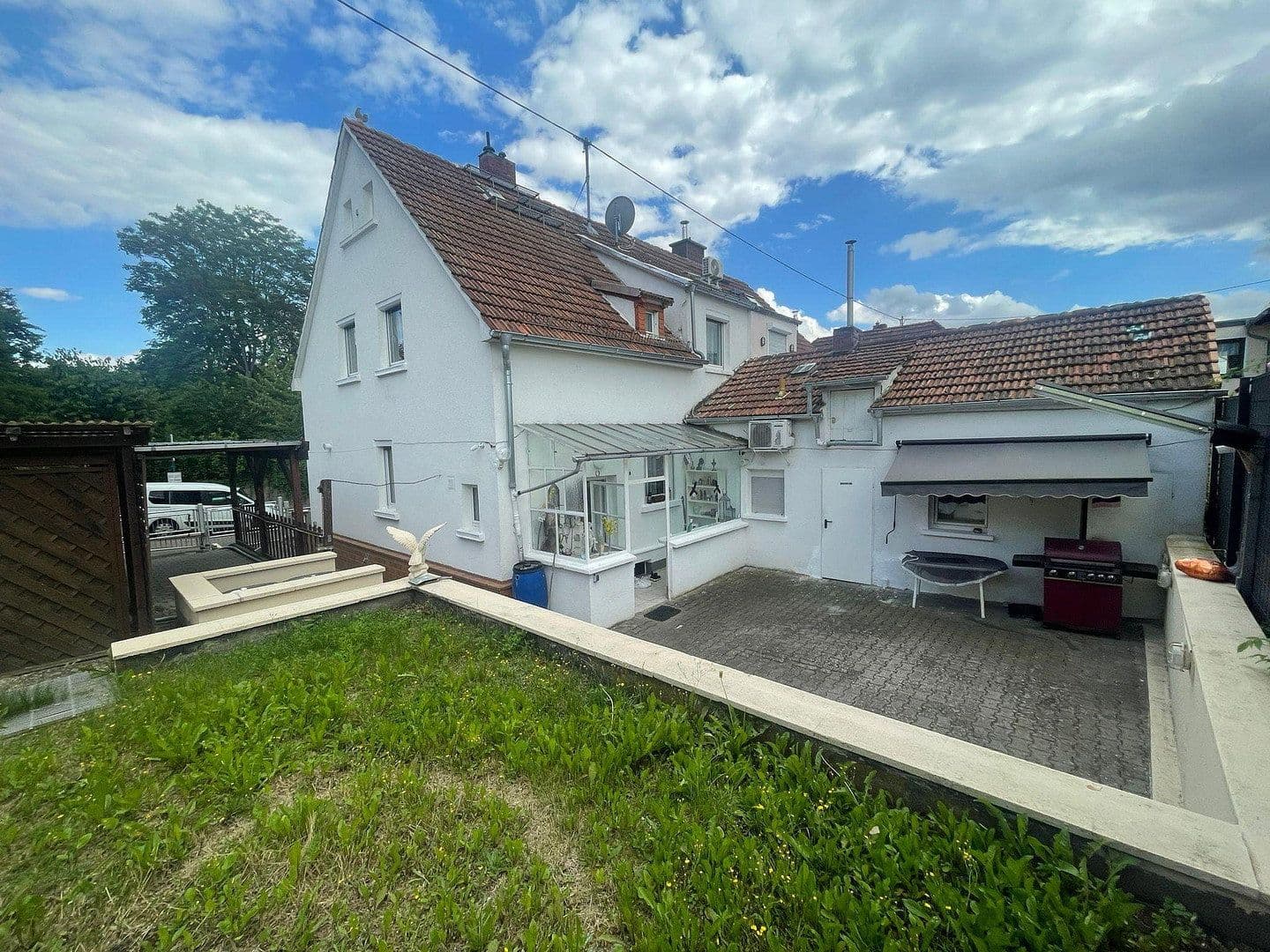 Prenájom domu 108 m², pozemek 260 m², Wiesbaden, Hesensko Prenájom domu 108 m², pozemek 260 m², Wiesbaden, Hesensko
