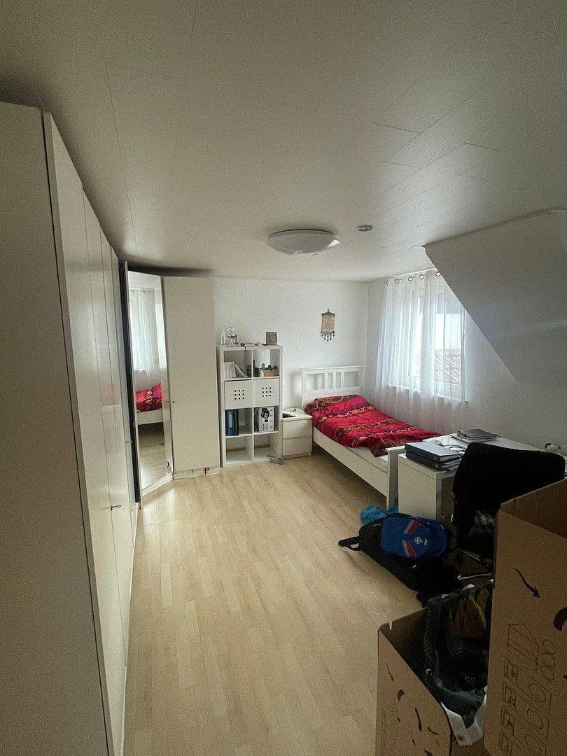 Prenájom domu 108 m², pozemek 260 m², Wiesbaden, Hesensko Prenájom domu 108 m², pozemek 260 m², Wiesbaden, Hesensko