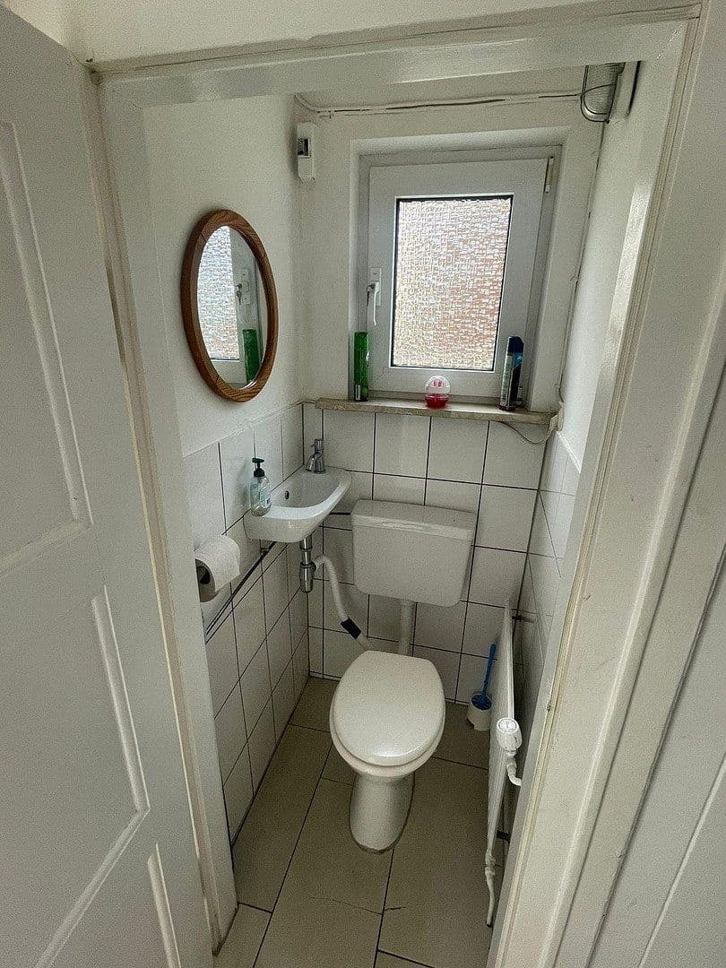 Prenájom domu 108 m², pozemek 260 m², Wiesbaden, Hesensko Prenájom domu 108 m², pozemek 260 m², Wiesbaden, Hesensko