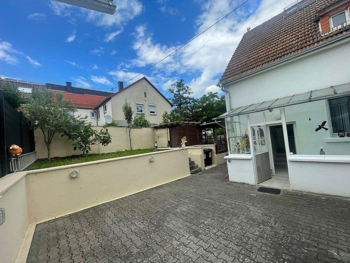 Prenájom domu 108 m², pozemek 260 m², Wiesbaden, Hesensko Prenájom domu 108 m², pozemek 260 m², Wiesbaden, Hesensko