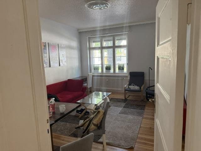 Prenájom bytu 2-izbový 56 m², Reichsstrasse 66, Berlin, Berlín Prenájom bytu 2-izbový 56 m², Reichsstrasse 66, Berlin, Berlín