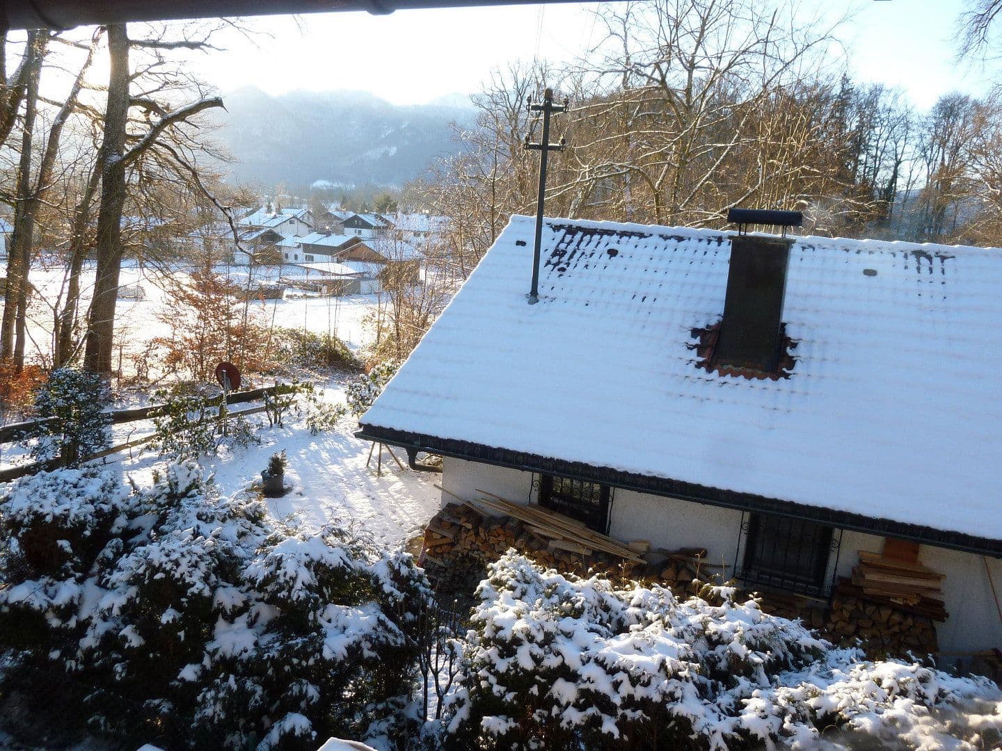Predaj domu 105 m², pozemek 1.135 m², Übersee, Bavorsko Predaj domu 105 m², pozemek 1.135 m², Übersee, Bavorsko