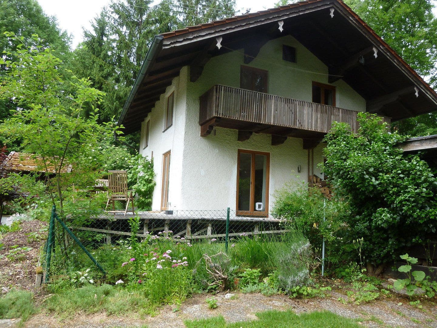 Predaj domu 105 m², pozemek 1.135 m², Übersee, Bavorsko Predaj domu 105 m², pozemek 1.135 m², Übersee, Bavorsko