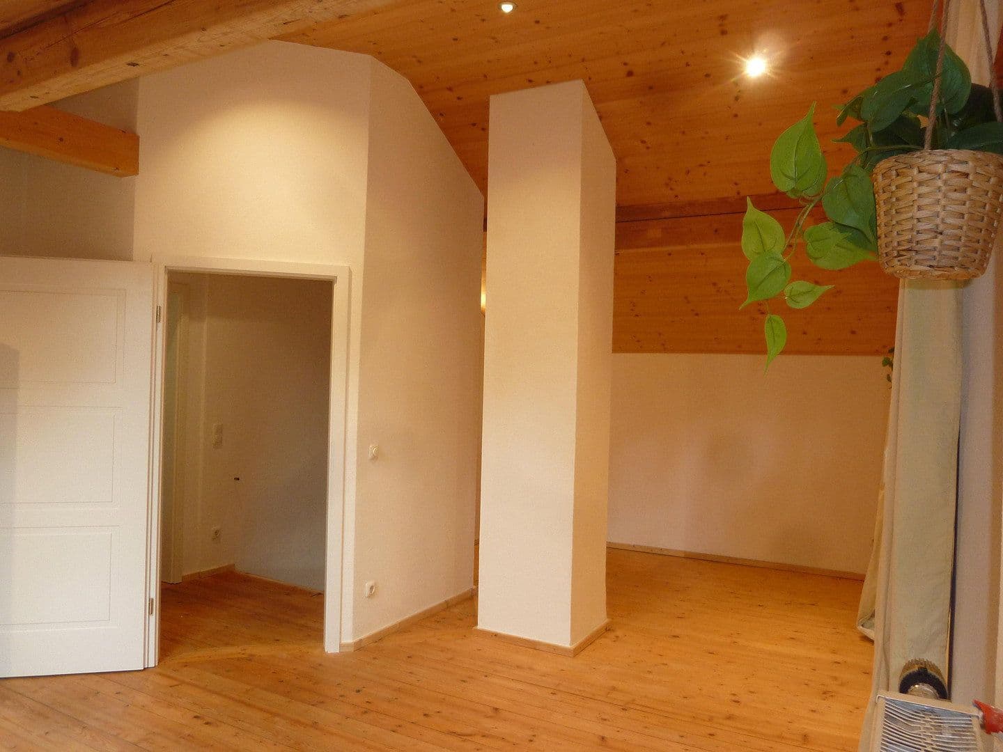 Predaj domu 105 m², pozemek 1.135 m², Übersee, Bavorsko Predaj domu 105 m², pozemek 1.135 m², Übersee, Bavorsko