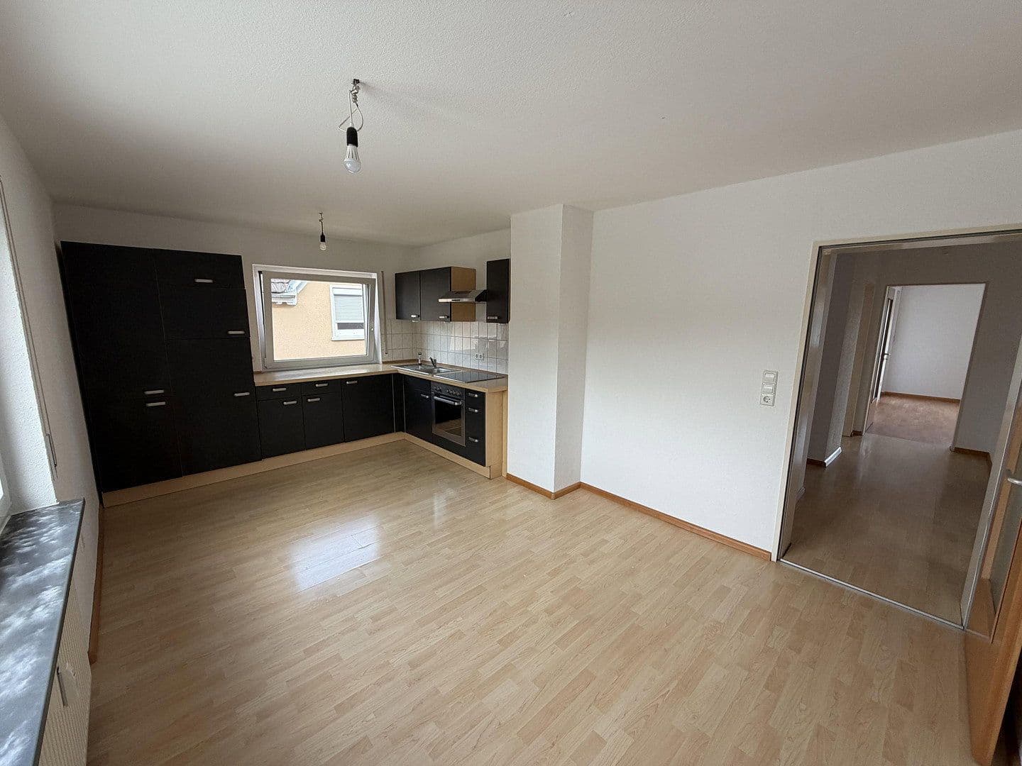 Prenájom bytu 3-izbový 87 m², Hohberg, Bádensko-Wurttembersko Prenájom bytu 3-izbový 87 m², Hohberg, Bádensko-Wurttembersko