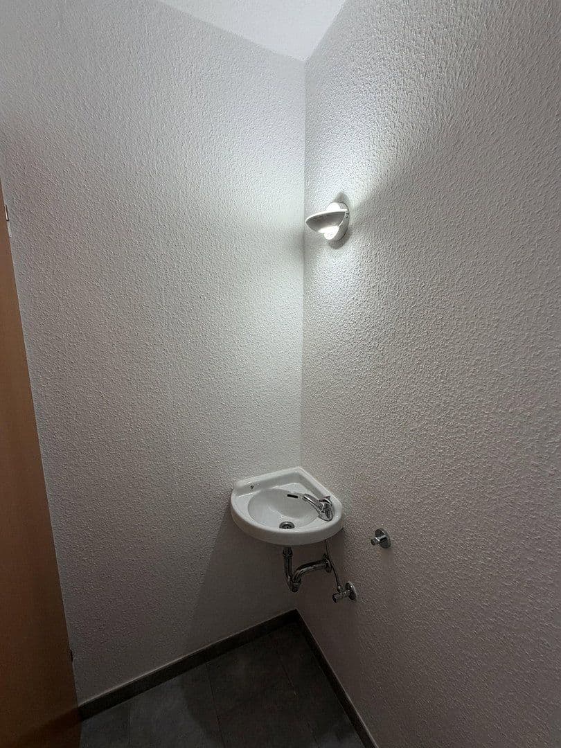 Prenájom bytu 3-izbový 87 m², Hohberg, Bádensko-Wurttembersko Prenájom bytu 3-izbový 87 m², Hohberg, Bádensko-Wurttembersko