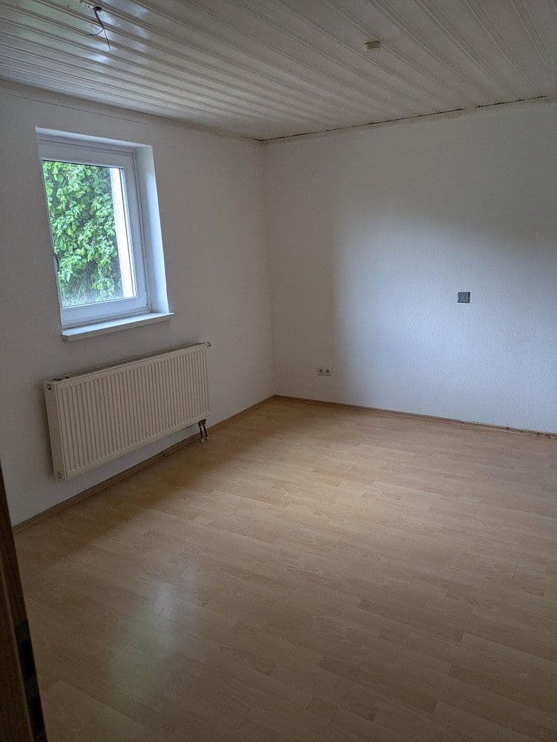 Prenájom domu 110 m², pozemek 200 m², Mosbach 24, Markt Erlbach, Bavorsko Prenájom domu 110 m², pozemek 200 m², Mosbach 24, Markt Erlbach, Bavorsko