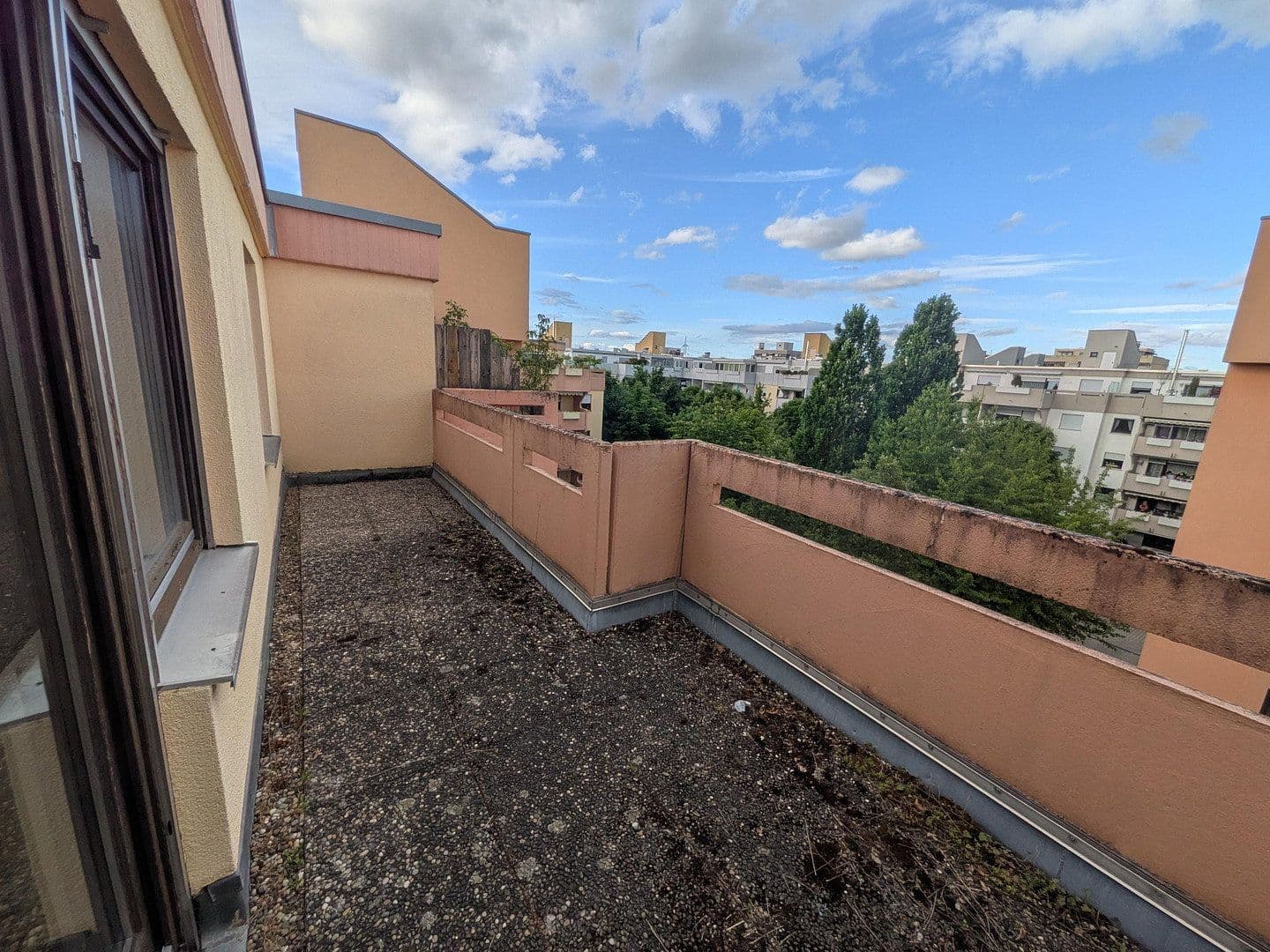 Prenájom bytu 4-izbový 127 m², Tübinger Straße 43, Tamm, Bádensko-Wurttembersko Prenájom bytu 4-izbový 127 m², Tübinger Straße 43, Tamm, Bádensko-Wurttembersko