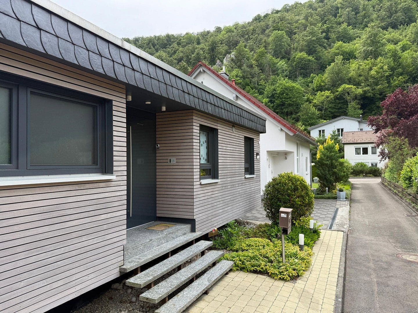 Predaj domu 140 m², pozemek 497 m², Blaubeuren, Bádensko-Wurttembersko Predaj domu 140 m², pozemek 497 m², Blaubeuren, Bádensko-Wurttembersko