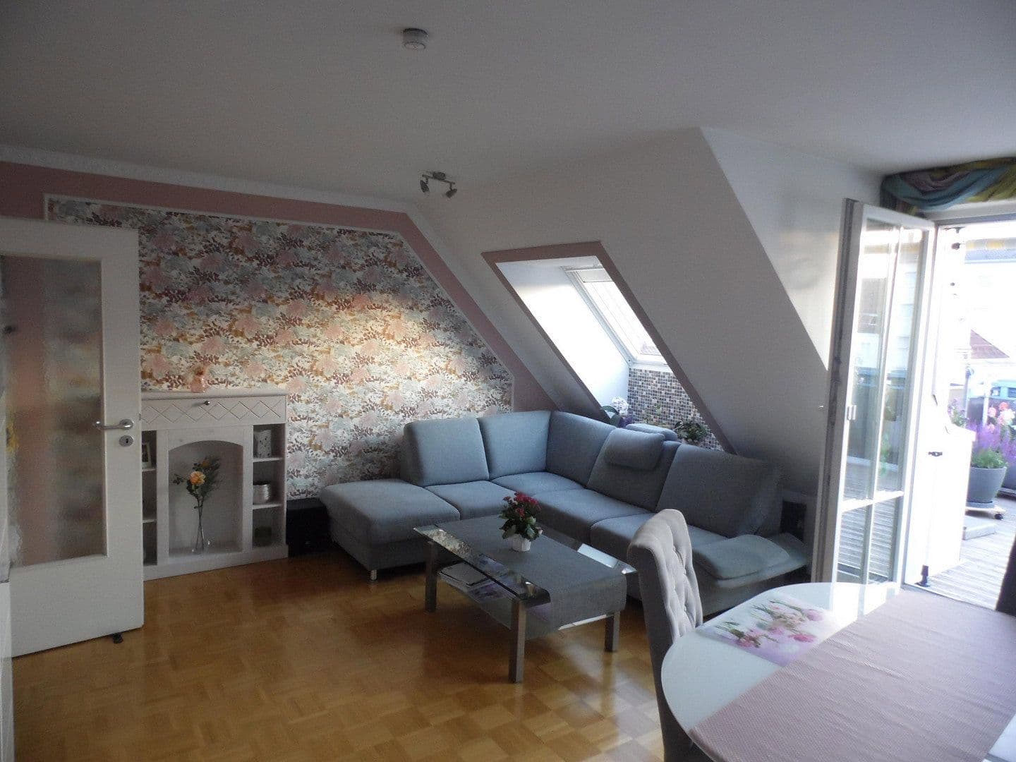 Predaj bytu 2-izbový 63 m², München, Bavorsko Predaj bytu 2-izbový 63 m², München, Bavorsko