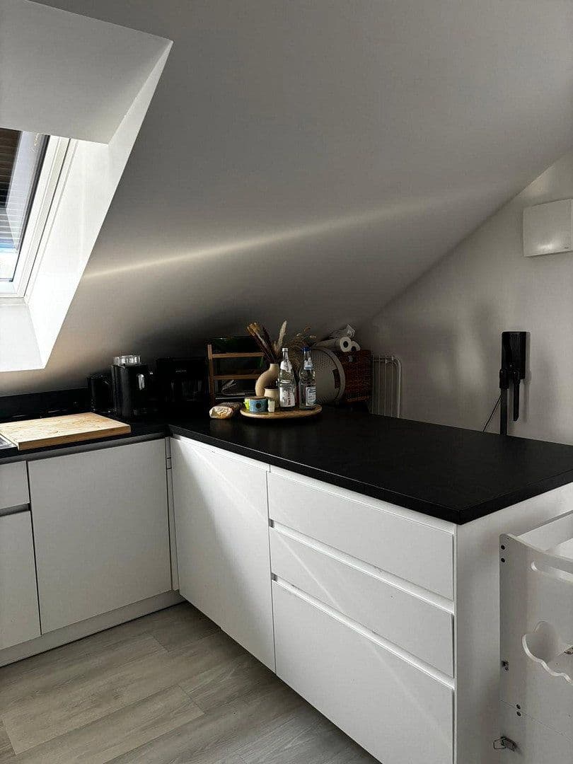 Prenájom bytu 3-izbový 95 m², Güldensteinstraße 50, Heilbronn, Bádensko-Wurttembersko Prenájom bytu 3-izbový 95 m², Güldensteinstraße 50, Heilbronn, Bádensko-Wurttembersko