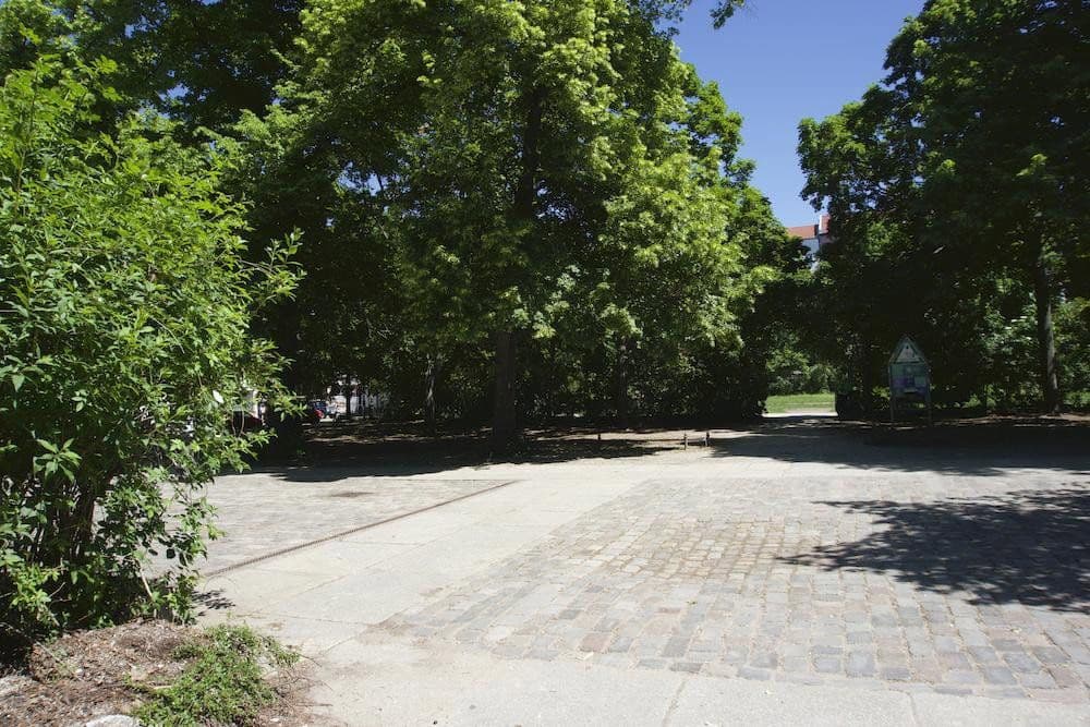 Predaj bytu 2-izbový 41 m², Zionskirchstr. 11, Berlin, Berlín Predaj bytu 2-izbový 41 m², Zionskirchstr. 11, Berlin, Berlín