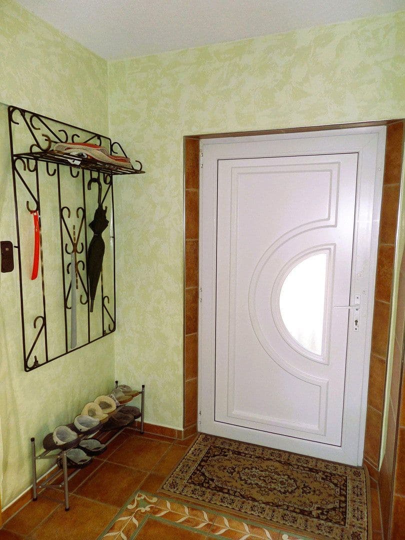 Predaj domu 94 m², pozemek 1.120 m², Lauchhammer, Brandenbursko Predaj domu 94 m², pozemek 1.120 m², Lauchhammer, Brandenbursko