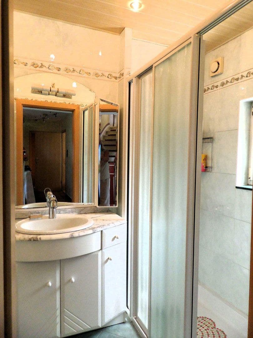 Predaj domu 94 m², pozemek 1.120 m², Lauchhammer, Brandenbursko Predaj domu 94 m², pozemek 1.120 m², Lauchhammer, Brandenbursko