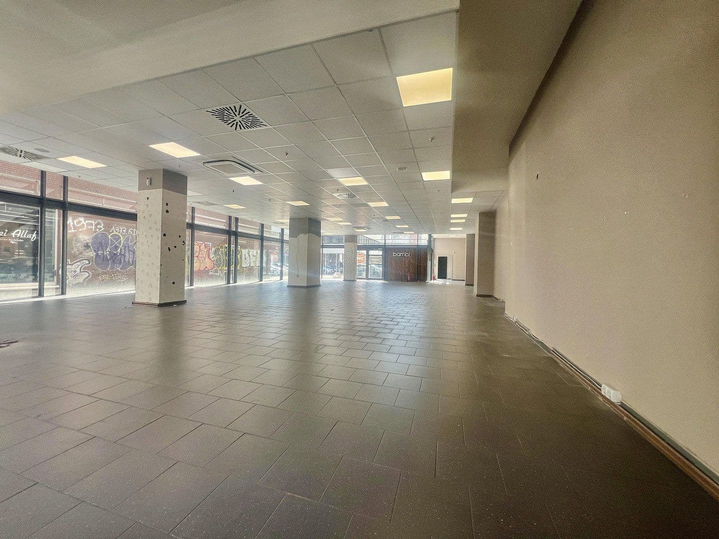Prenájom nebytového priestoru 317 m², Große Bergstraße 154, Hamburg, Hamburg Prenájom nebytového priestoru 317 m², Große Bergstraße 154, Hamburg, Hamburg