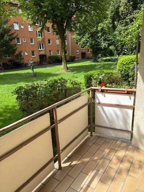 Prenájom bytu 3-izbový 70 m², München, Bavorsko Prenájom bytu 3-izbový 70 m², München, Bavorsko