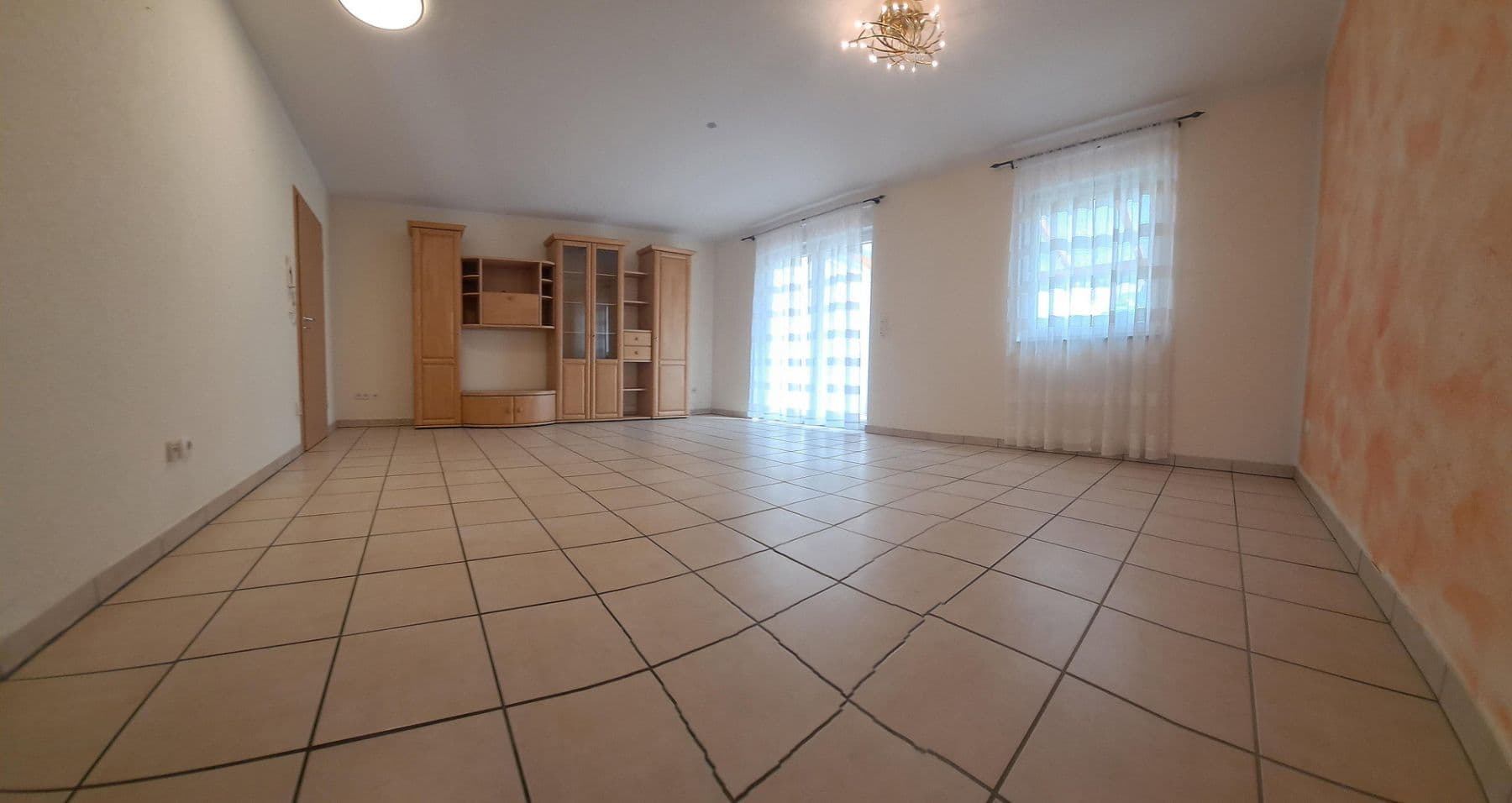 Predaj domu 145 m², pozemek 205 m², Kleinostheim, Bavorsko Predaj domu 145 m², pozemek 205 m², Kleinostheim, Bavorsko