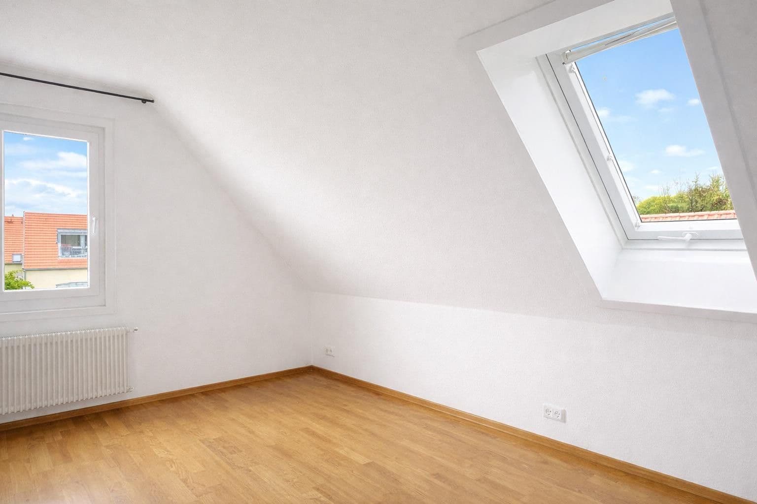 Predaj domu 290 m², pozemek 413 m², Stuttgart, Bádensko-Wurttembersko Predaj domu 290 m², pozemek 413 m², Stuttgart, Bádensko-Wurttembersko