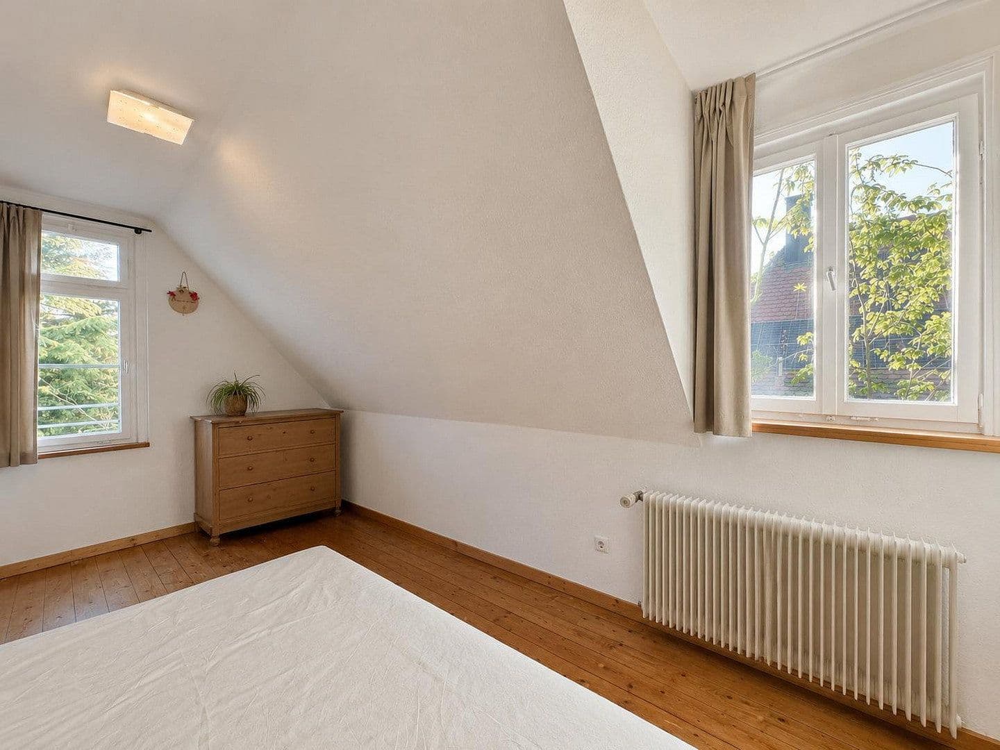 Predaj domu 290 m², pozemek 413 m², Stuttgart, Bádensko-Wurttembersko Predaj domu 290 m², pozemek 413 m², Stuttgart, Bádensko-Wurttembersko