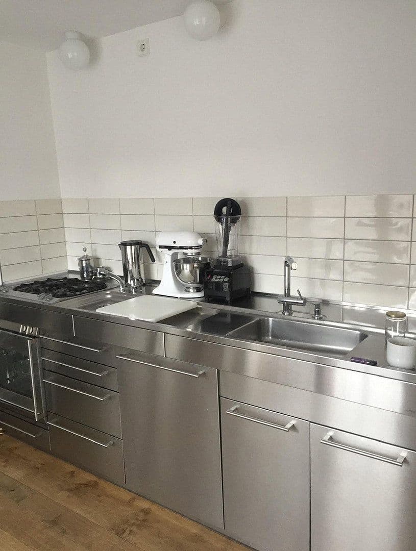 Predaj domu 99 m², pozemek 250 m², Potsdam, Brandenbursko Predaj domu 99 m², pozemek 250 m², Potsdam, Brandenbursko