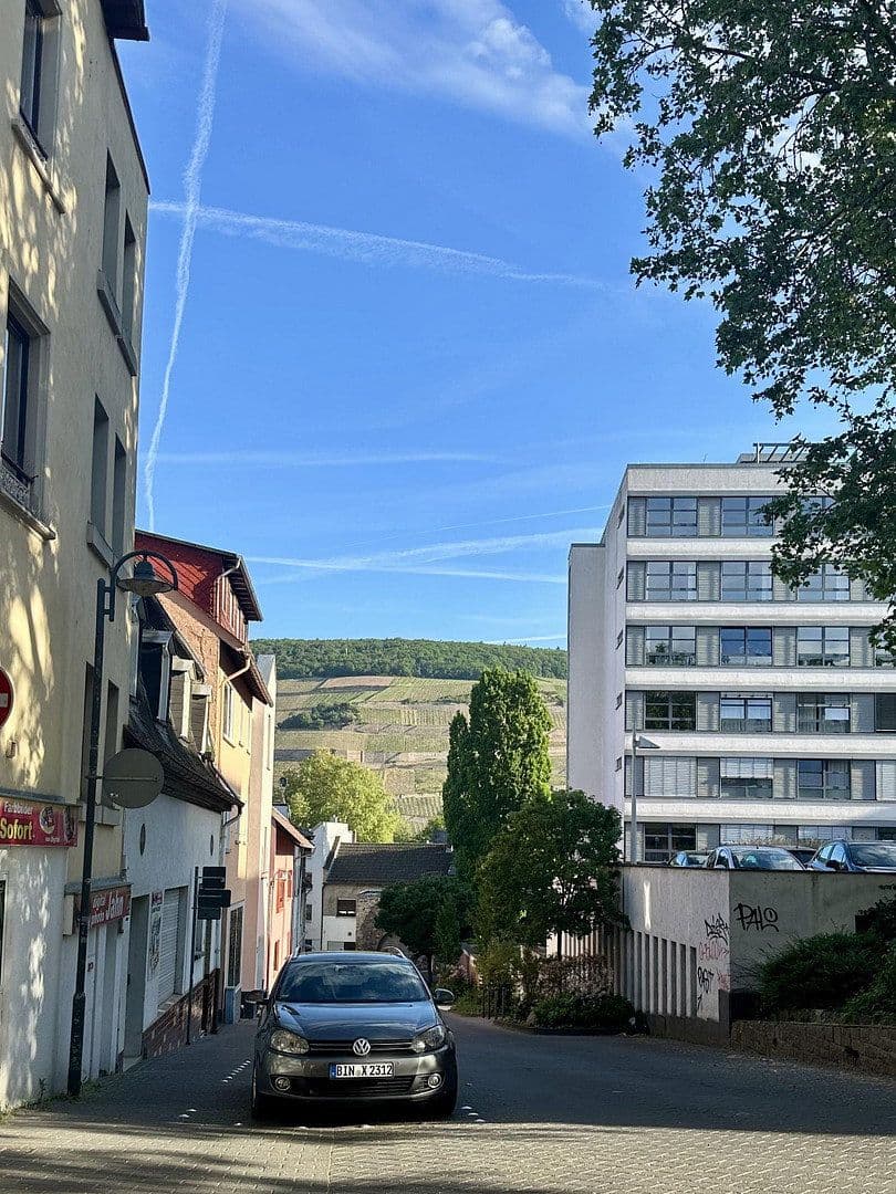 Predaj domu 240 m², pozemek 329 m², Bingen am Rhein, Porýnie-Falcko Predaj domu 240 m², pozemek 329 m², Bingen am Rhein, Porýnie-Falcko