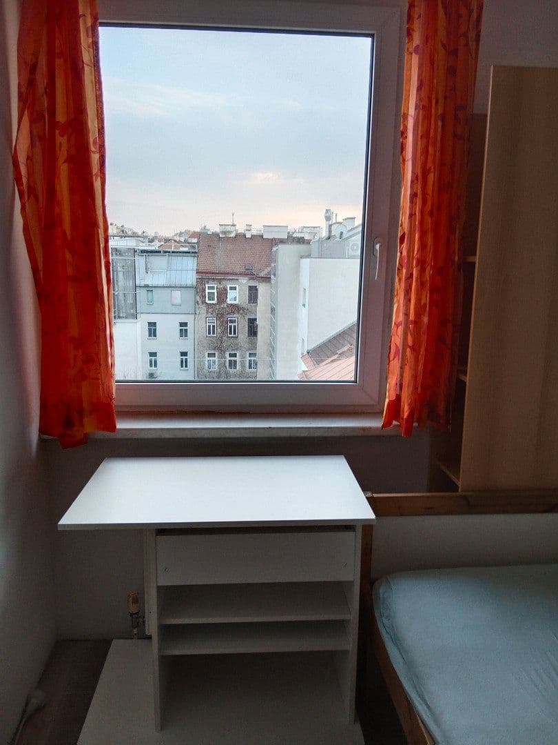Prenájom bytu 5-izbový 110 m², Columbusgasse 55, Wien, Viedeň Prenájom bytu 5-izbový 110 m², Columbusgasse 55, Wien, Viedeň