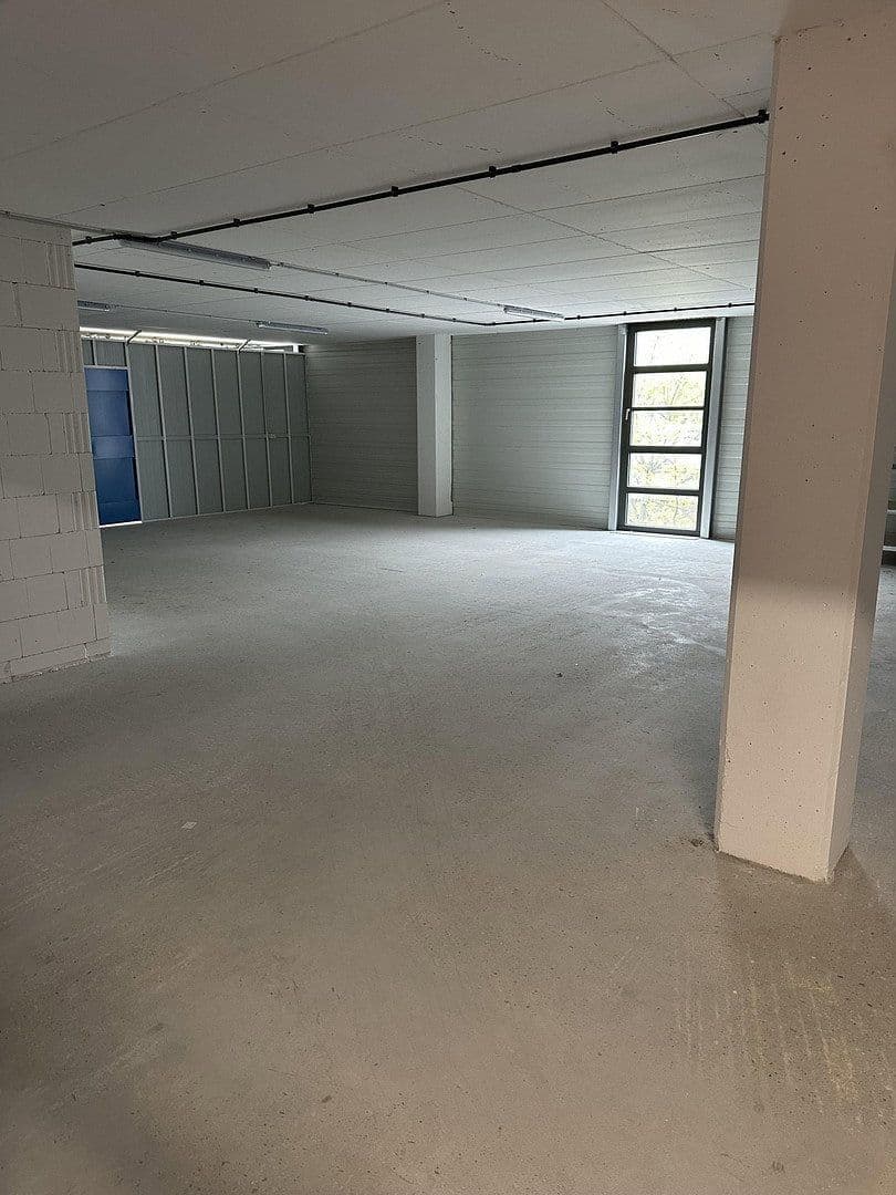 Prenájom nebytového priestoru 136 m², Körnerstrasse 48e, Berlin, Berlín Prenájom nebytového priestoru 136 m², Körnerstrasse 48e, Berlin, Berlín