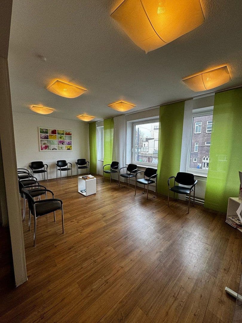 Prenájom kancelárie 158 m², Dobbenweg 6, Östliche Vorstadt - Steintor, Brémy Prenájom kancelárie 158 m², Dobbenweg 6, Östliche Vorstadt - Steintor, Brémy