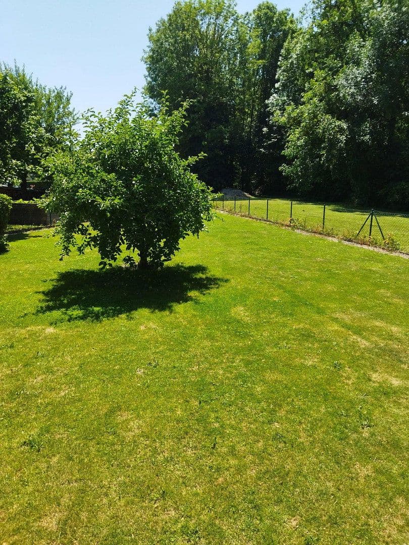 Predaj domu 200 m², pozemek 1.000 m², Loiching, Bavorsko Predaj domu 200 m², pozemek 1.000 m², Loiching, Bavorsko