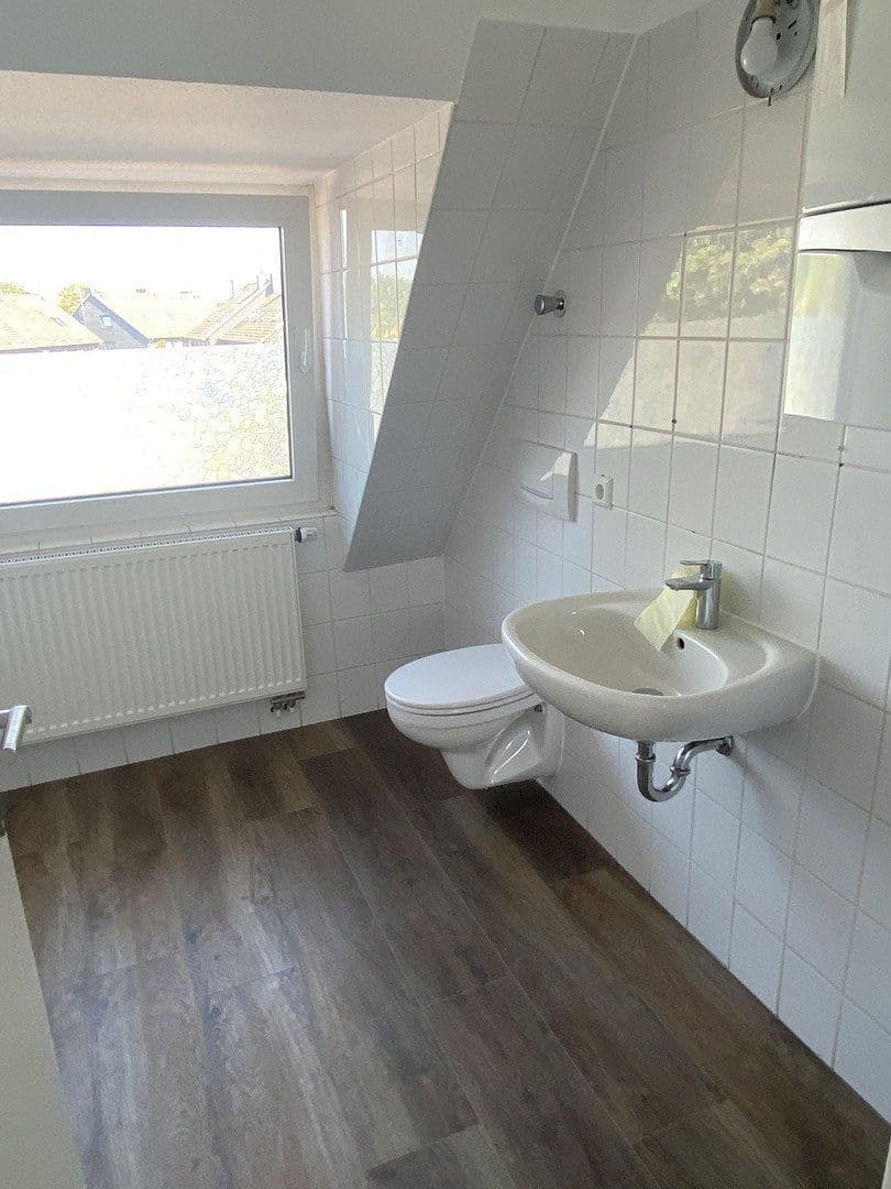 Predaj domu 660 m², pozemek 1.250 m², Hannover, Dolné Sasko Predaj domu 660 m², pozemek 1.250 m², Hannover, Dolné Sasko