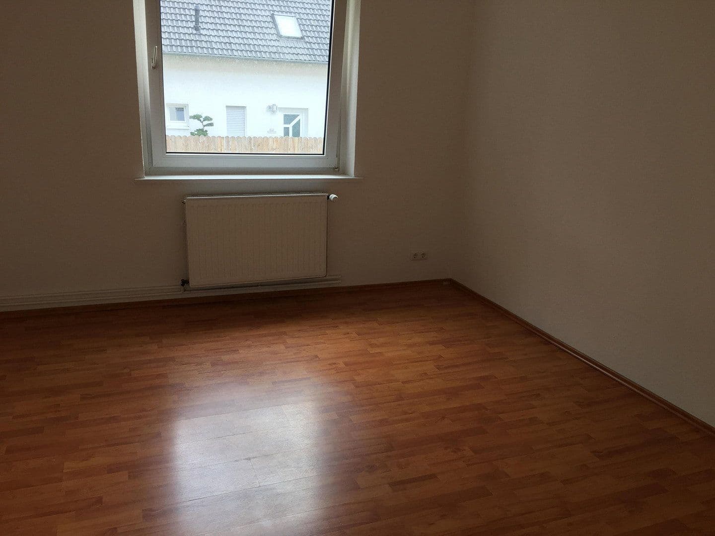 Predaj domu 660 m², pozemek 1.250 m², Hannover, Dolné Sasko Predaj domu 660 m², pozemek 1.250 m², Hannover, Dolné Sasko