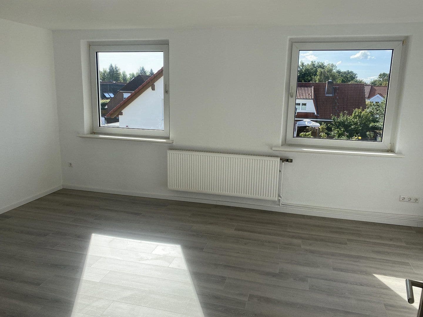 Predaj domu 660 m², pozemek 1.250 m², Hannover, Dolné Sasko Predaj domu 660 m², pozemek 1.250 m², Hannover, Dolné Sasko