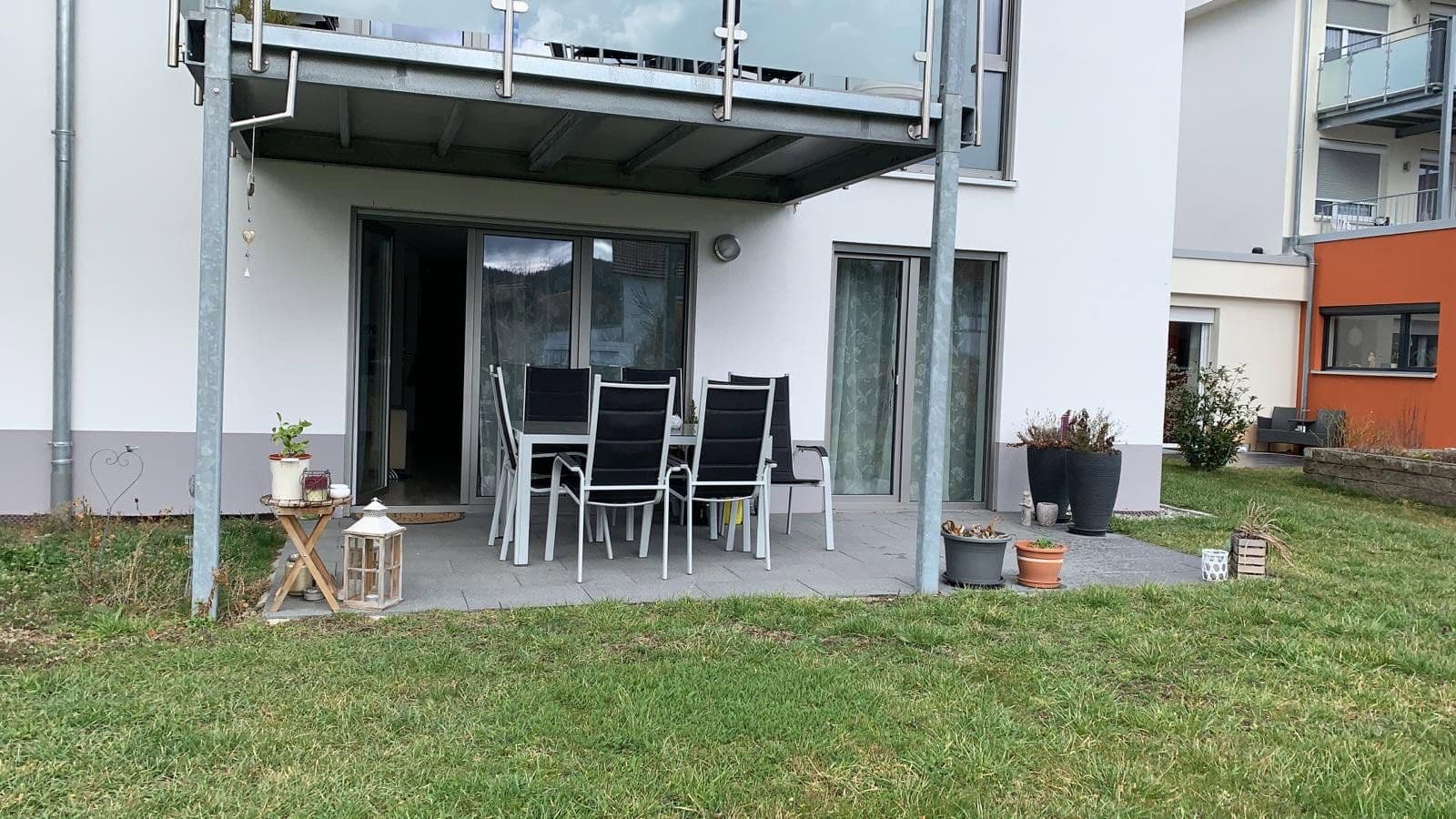 Prenájom bytu 2-izbový 78 m², Riedheimer Str. 1a, Hilzingen, Bádensko-Wurttembersko Prenájom bytu 2-izbový 78 m², Riedheimer Str. 1a, Hilzingen, Bádensko-Wurttembersko